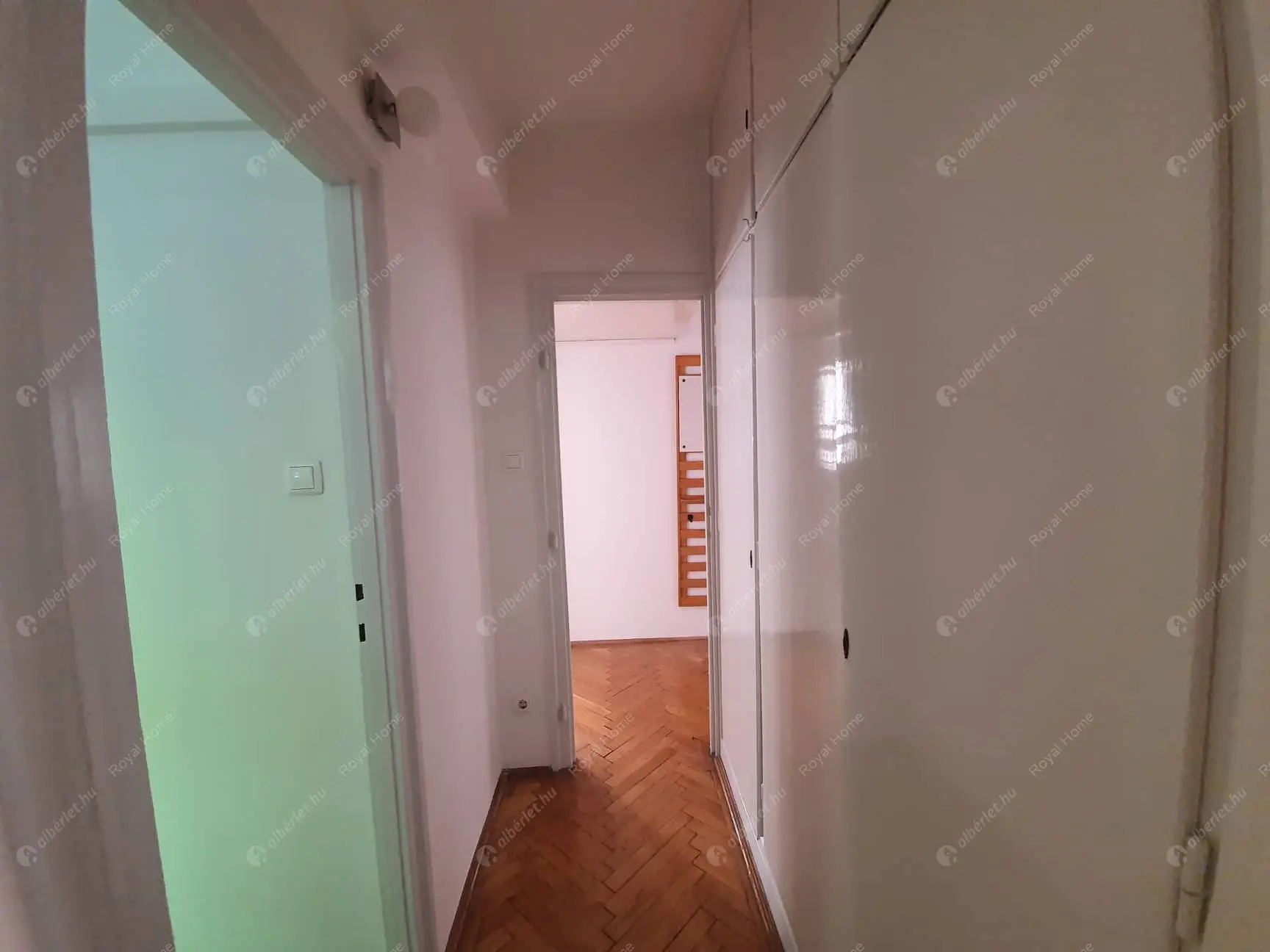 Kiadó albérlet 320000 Ft/hó áron: Budapest, V. kerület  Széchenyi utca. Mérete: 62 nm, 3 szobás | Alberlet.hu - 5679441