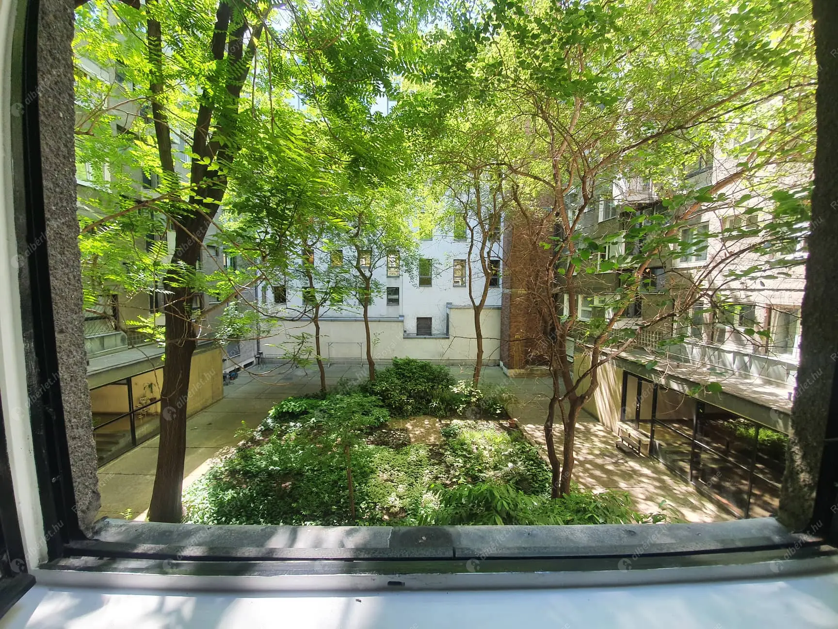 Kiadó albérlet 320000 Ft/hó áron: Budapest, V. kerület  Széchenyi utca. Mérete: 62 nm, 3 szobás | Alberlet.hu - 5679443