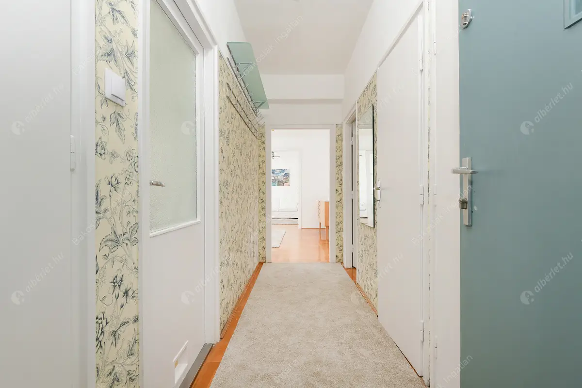 Kiadó albérlet 385000 Ft/hó áron: Budapest, V. kerület  Széchenyi utca. Mérete: 68 nm, 3 szobás | Alberlet.hu - 6487402