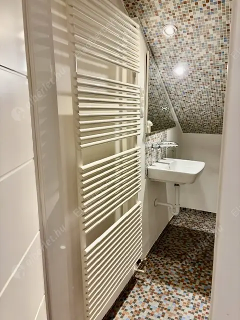 Kiadó albérlet 500000 Ft/hó áron: Budapest, V. kerület  Széchenyi utca. Mérete: 80 nm, 3 szobás | Alberlet.hu - 6610007