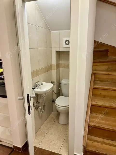 Kiadó albérlet 500000 Ft/hó áron: Budapest, V. kerület  Széchenyi utca. Mérete: 80 nm, 3 szobás | Alberlet.hu - 6610009