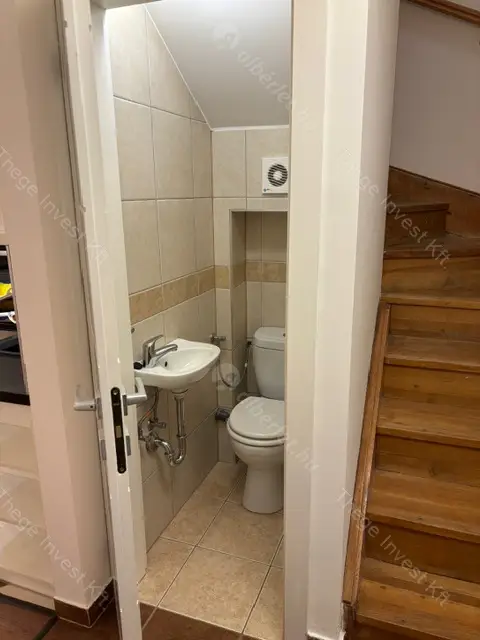 Kiadó albérlet 500000 Ft/hó áron: Budapest, V. kerület  Széchenyi utca. Mérete: 80 nm, 4 szobás | Alberlet.hu - 6611369