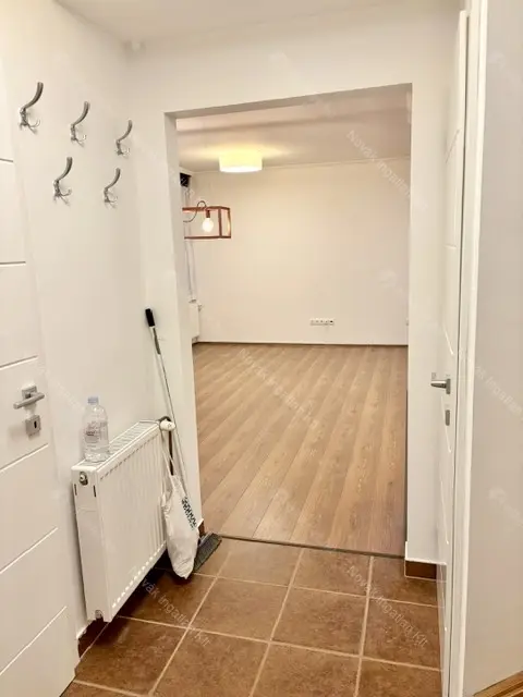 Kiadó albérlet 500000 Ft/hó áron: Budapest, V. kerület  Széchenyi utca. Mérete: 80 nm, 3 szobás | Alberlet.hu - 6642061