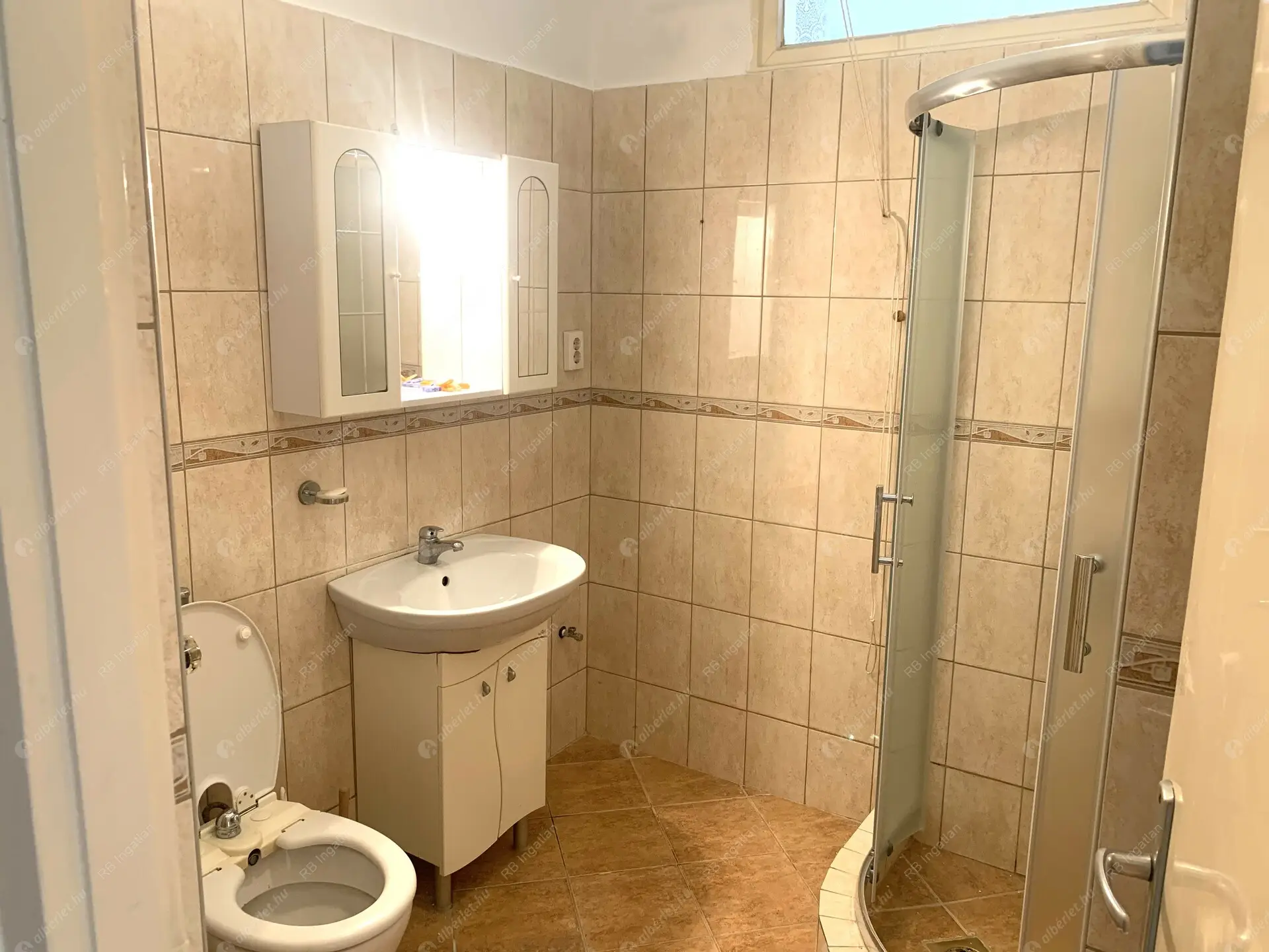 Kiadó albérlet 270000 Ft/hó áron: Budapest, V. kerület  Szemere utca. Mérete: 58 nm, 2 szobás | Alberlet.hu - 6521034