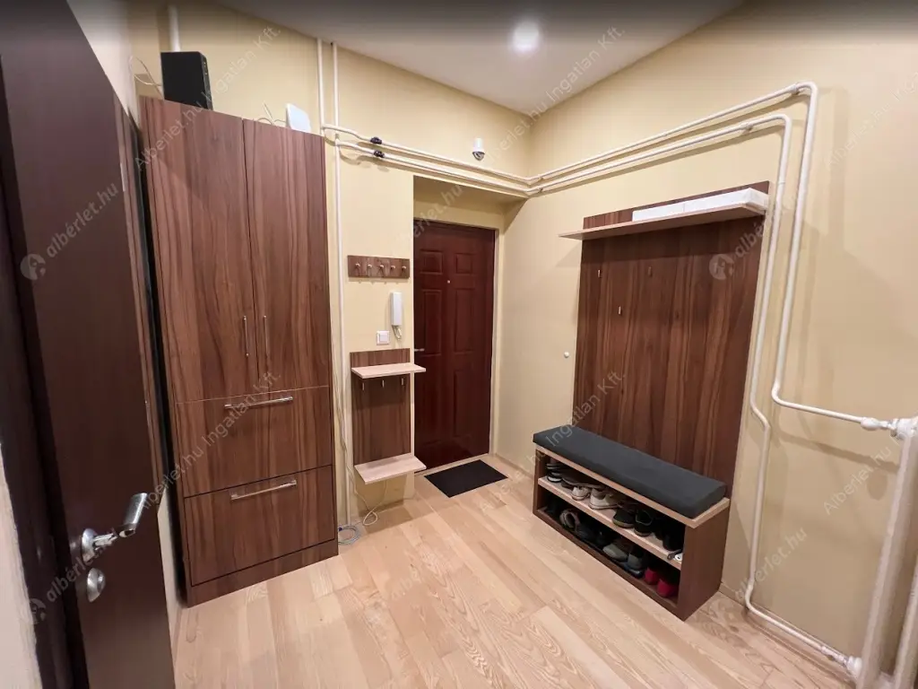 Kiadó albérlet 525000 Ft/hó áron: Budapest, V. kerület  Szemere utca. Mérete: 90 nm, 4 szobás | Alberlet.hu - 6592267