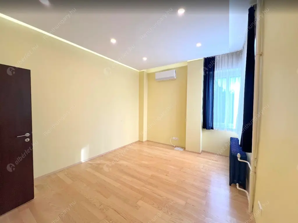 Kiadó albérlet 525000 Ft/hó áron: Budapest, V. kerület  Szemere utca. Mérete: 90 nm, 4 szobás | Alberlet.hu - 6596425