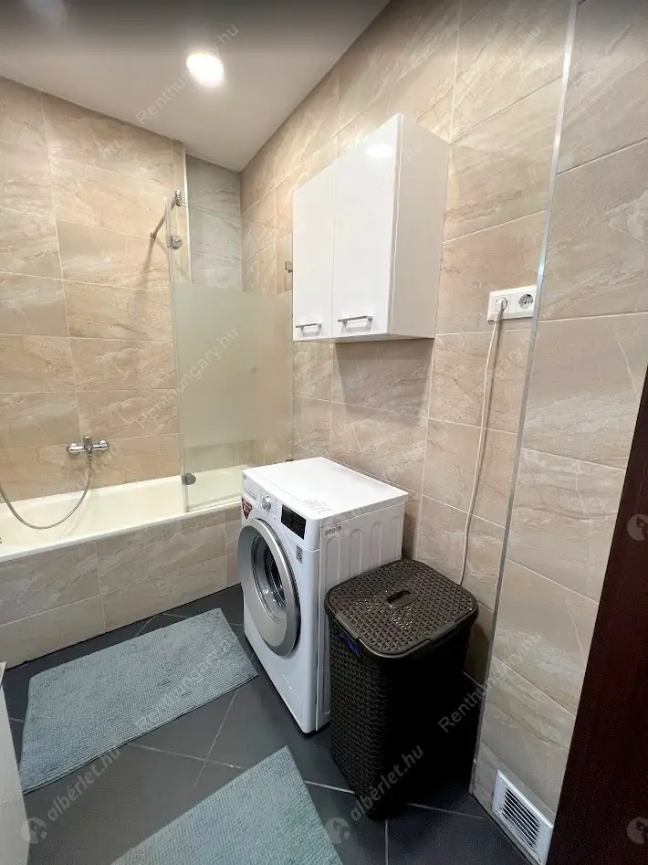 Kiadó albérlet 525000 Ft/hó áron: Budapest, V. kerület  Szemere utca. Mérete: 90 nm, 4 szobás | Alberlet.hu - 6596432