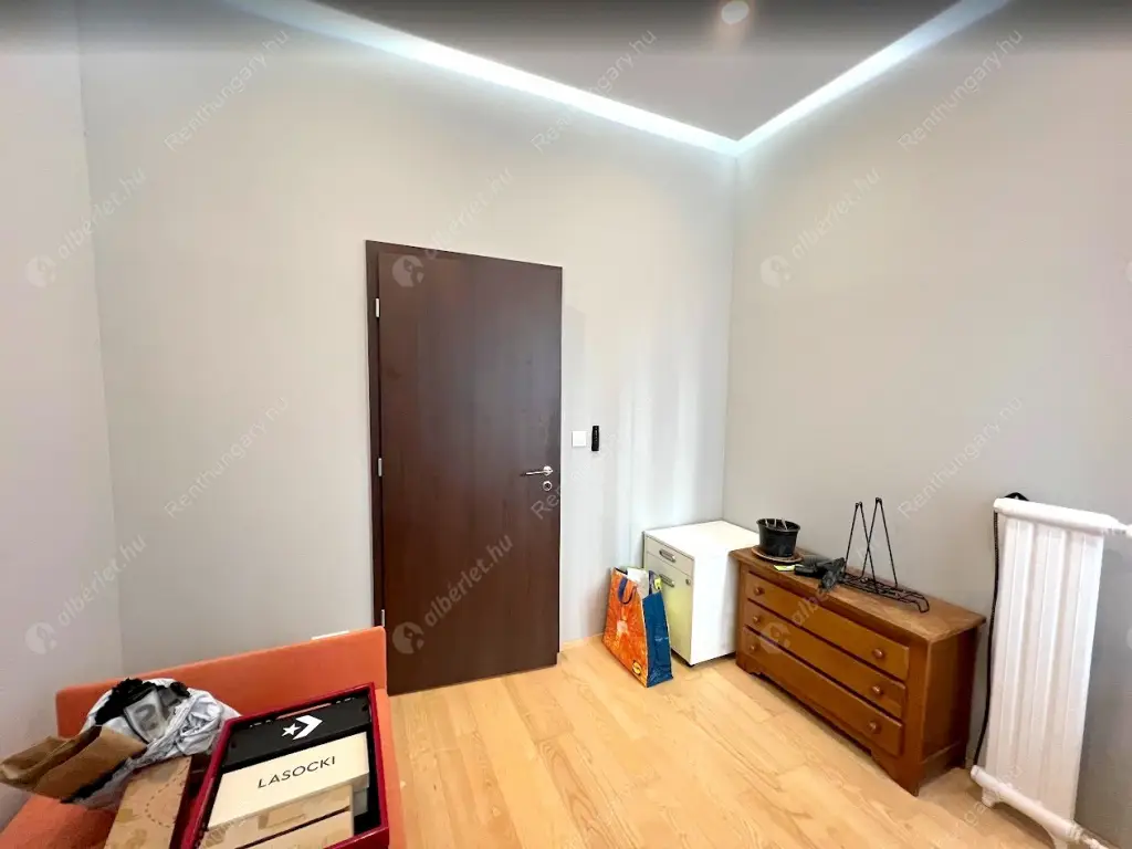 Kiadó albérlet 490000 Ft/hó áron: Budapest, V. kerület  Szemere utca. Mérete: 90 nm, 4 szobás | Alberlet.hu - 6619657