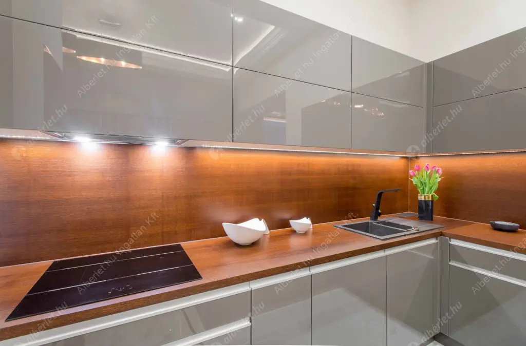 Kiadó albérlet 963000 Ft/hó áron: Budapest, V. kerület  Szent István körút. Mérete: 120 nm, 4 szobás | Alberlet.hu - 6625067