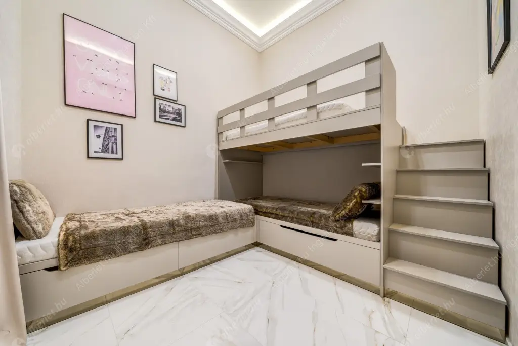 Kiadó albérlet 1119000 Ft/hó áron: Budapest, V. kerület  Szent István körút. Mérete: 120 nm, 3 szobás | Alberlet.hu - 6629398