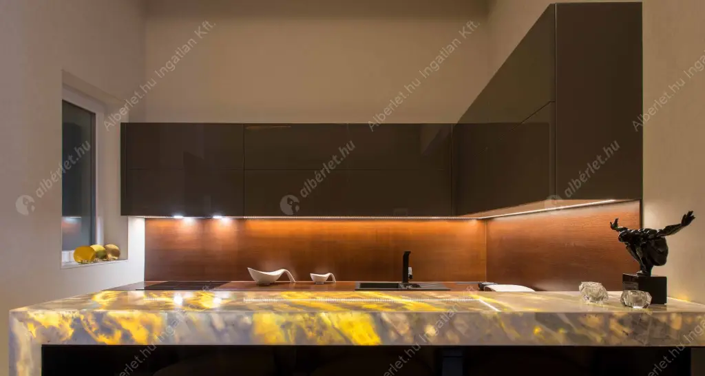 Kiadó albérlet 965000 Ft/hó áron: Budapest, V. kerület  Szent István körút. Mérete: 130 nm, 4 szobás | Alberlet.hu - 6623466