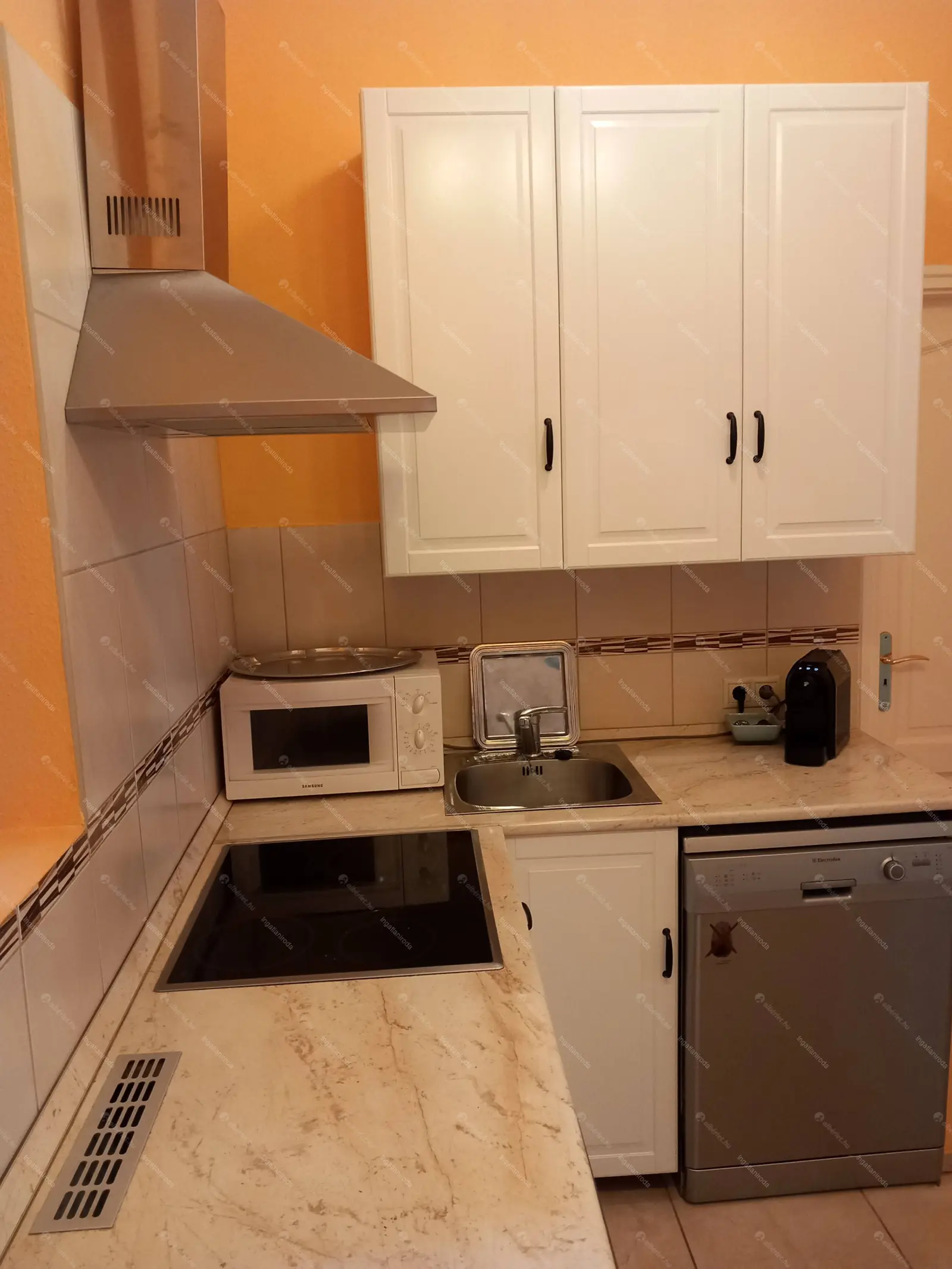 Kiadó albérlet 370000 Ft/hó áron: Budapest, V. kerület  Szent István körút. Mérete: 57 nm, 2 szobás | Alberlet.hu - 6695999