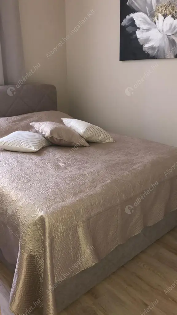 Kiadó albérlet 463000 Ft/hó áron: Budapest, V. kerület  Szent István körút. Mérete: 59 nm, 3 szobás | Alberlet.hu - 6580740