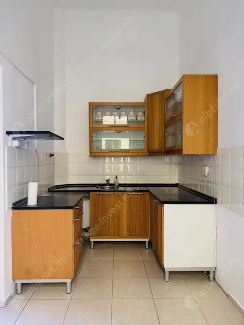 Kiadó albérlet 350000 Ft/hó áron: Budapest, V. kerület  Szent István körút. Mérete: 80 nm, 3 szobás | Alberlet.hu - 6544858