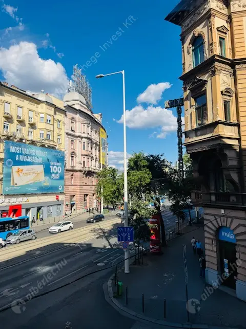 Kiadó albérlet 350000 Ft/hó áron: Budapest, V. kerület  Szent István körút. Mérete: 80 nm, 3 szobás | Alberlet.hu - 6544859