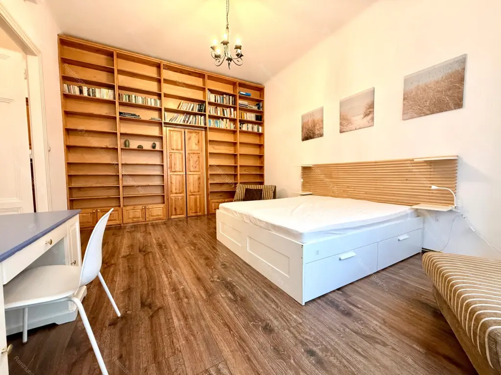 Kiadó albérlet 350000 Ft/hó áron: Budapest, V. kerület  Szép utca. Mérete: 75 nm, 3 szobás | Alberlet.hu - 6699435