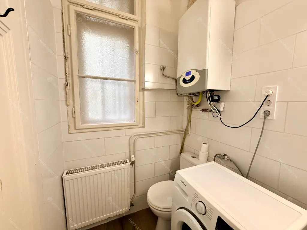 Kiadó albérlet 350000 Ft/hó áron: Budapest, V. kerület  Szép utca. Mérete: 75 nm, 3 szobás | Alberlet.hu - 6699441