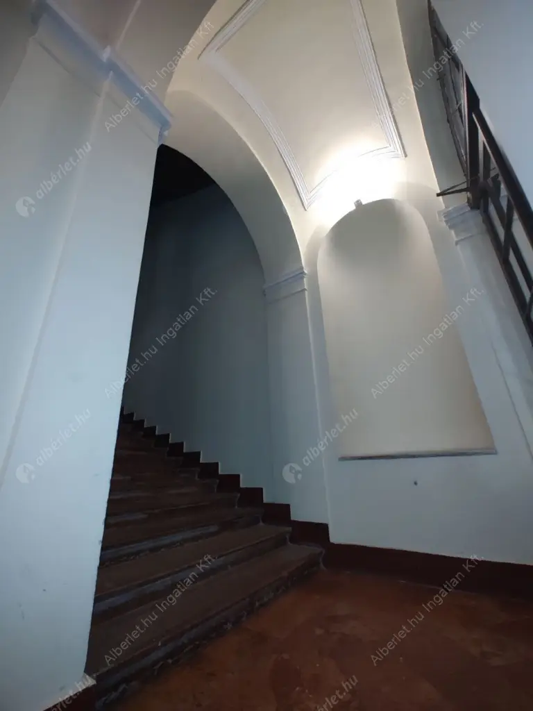 Kiadó albérlet 340000 Ft/hó áron: Budapest, V. kerület  Tüköry utca. Mérete: 40 nm, 2 szobás | Alberlet.hu - 6517732