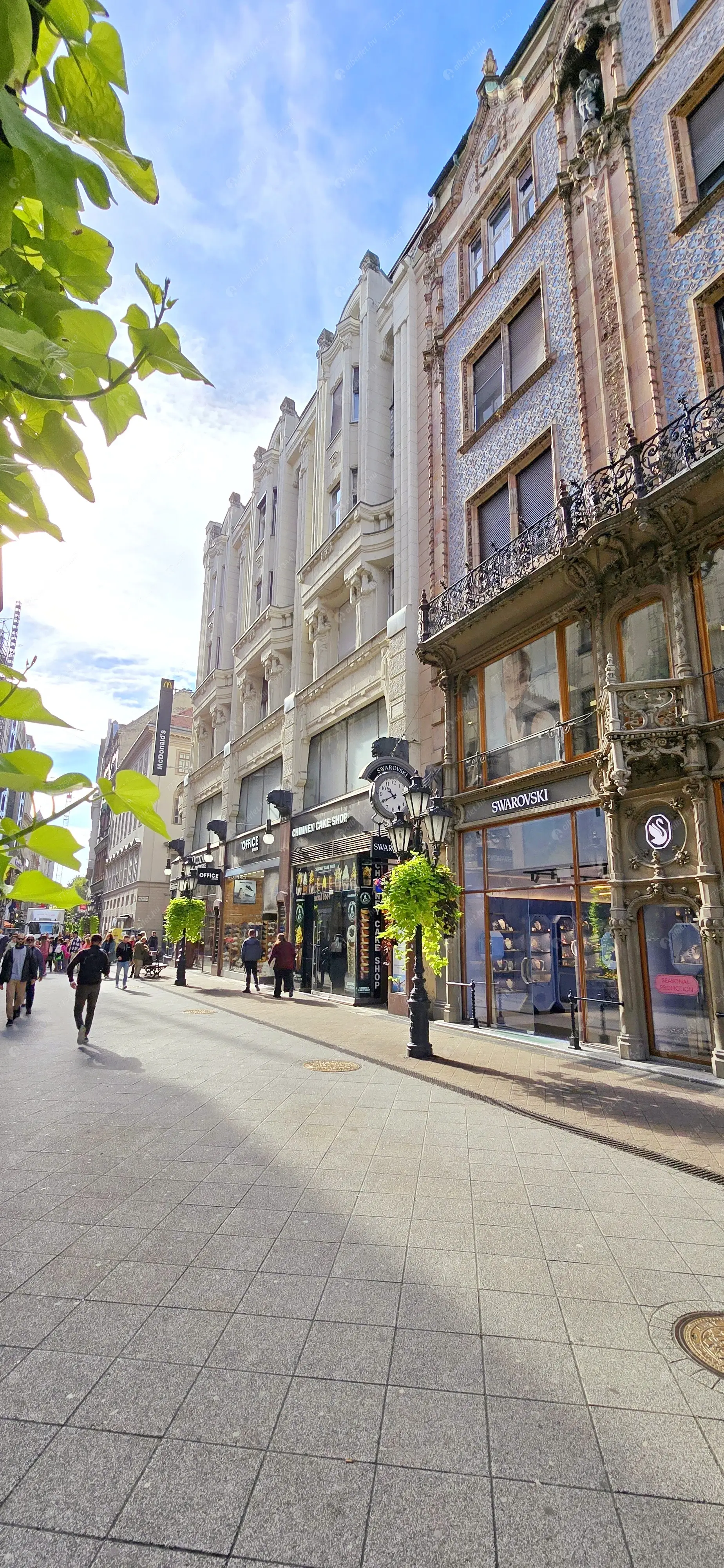 Kiadó albérlet 230000 Ft/hó áron: Budapest, V. kerület  Váci utca. Mérete: 32 nm, 1 szobás | Alberlet.hu - 6631256