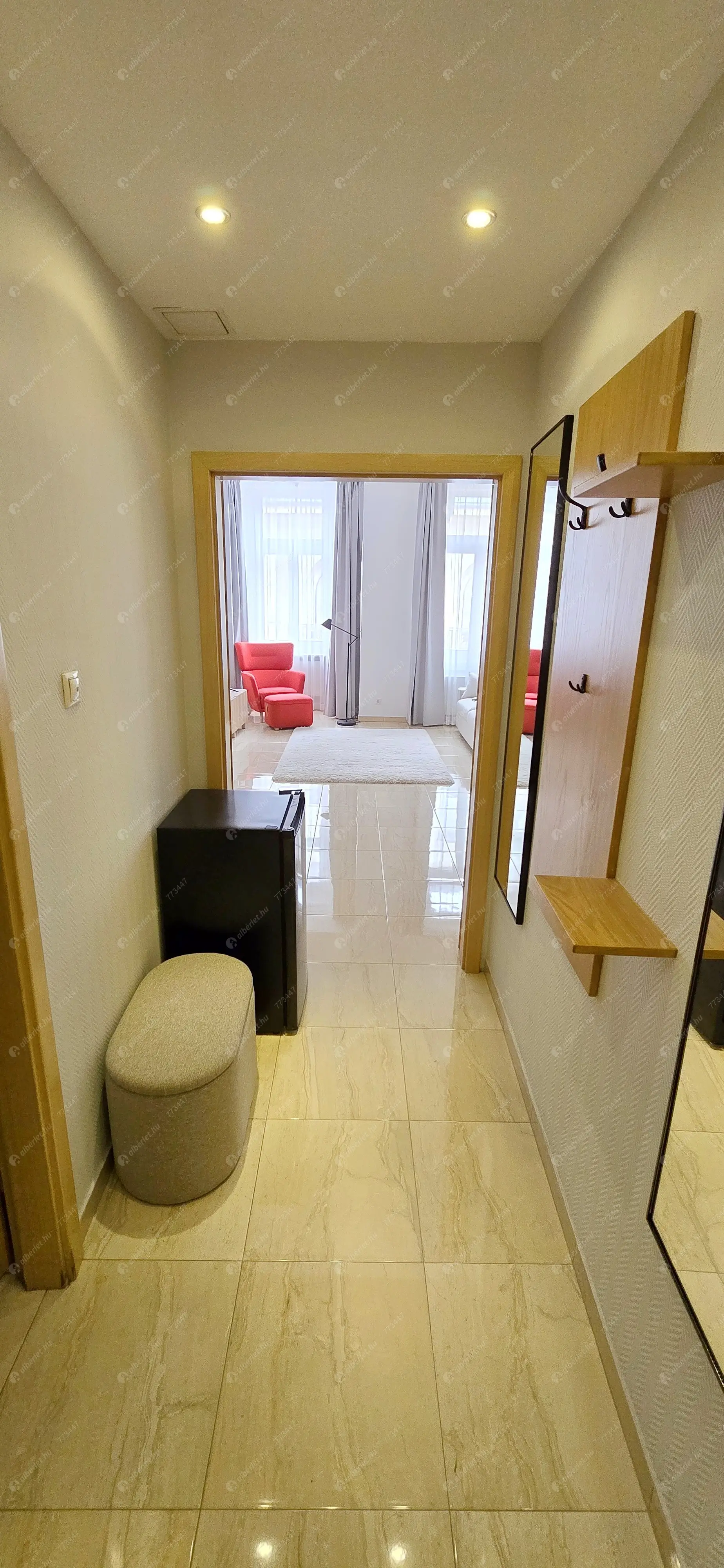 Kiadó albérlet 230000 Ft/hó áron: Budapest, V. kerület  Váci utca. Mérete: 32 nm, 1 szobás | Alberlet.hu - 6631258