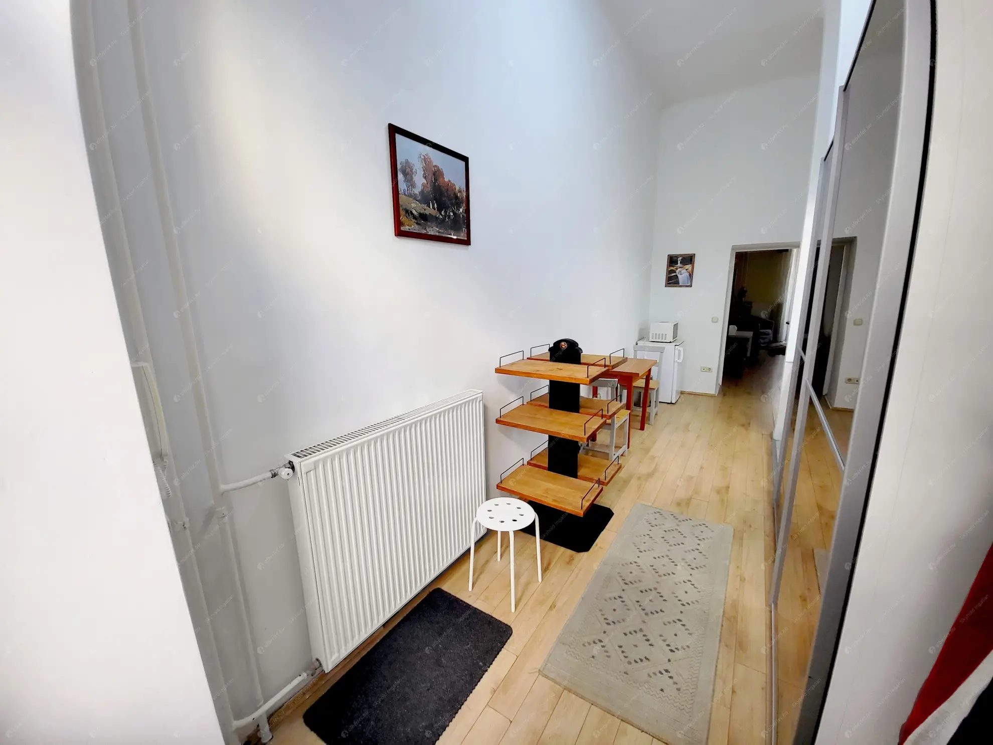 Kiadó albérlet 295000 Ft/hó áron: Budapest, V. kerület  Váci utca. Mérete: 40 nm, 1 szobás | Alberlet.hu - 6573774