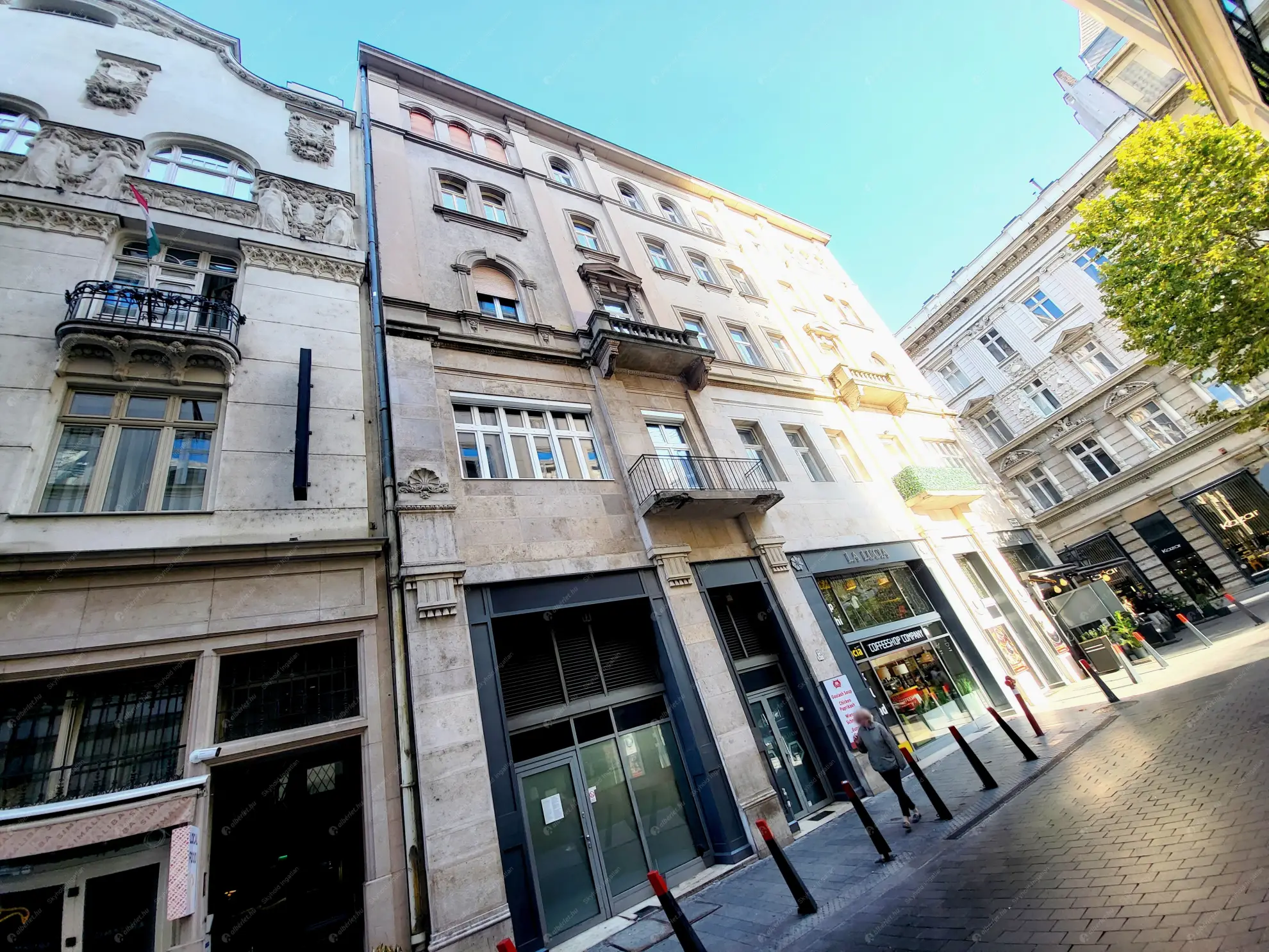 Kiadó albérlet 295000 Ft/hó áron: Budapest, V. kerület  Váci utca. Mérete: 40 nm, 1 szobás | Alberlet.hu - 6573779