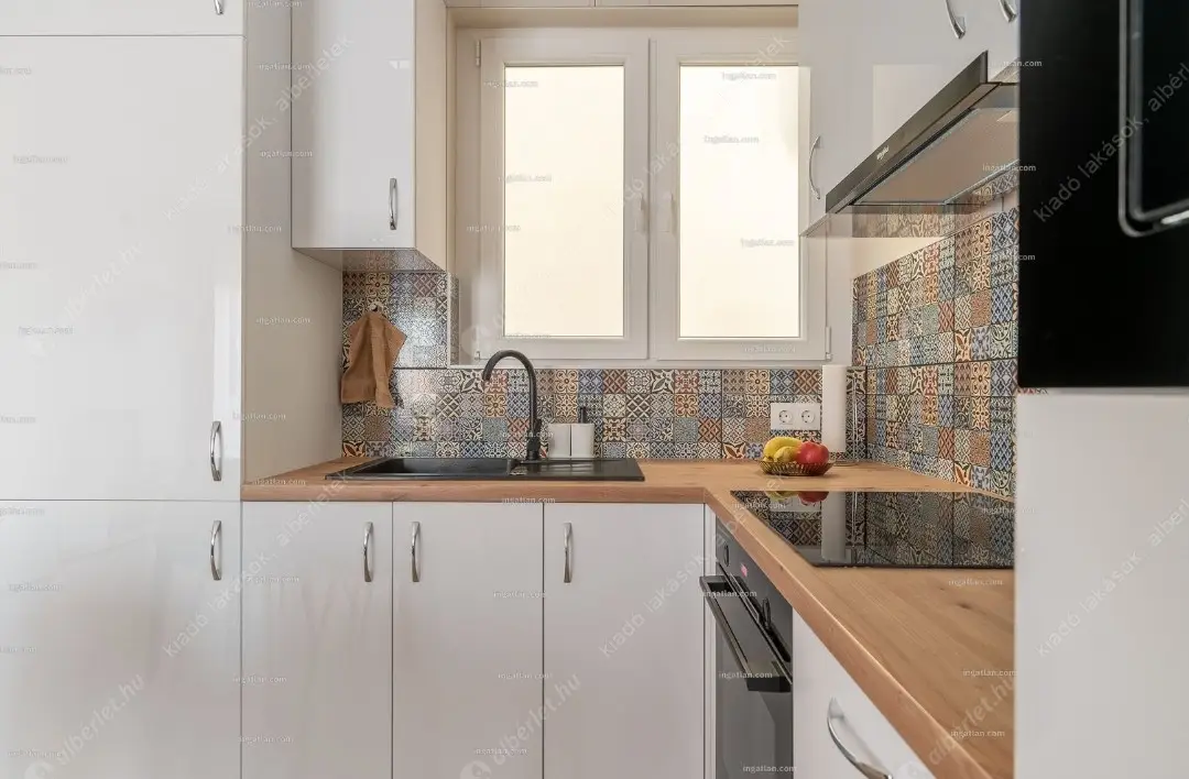 Kiadó albérlet 295000 Ft/hó áron: Budapest, V. kerület  Váci utca. Mérete: 40 nm, 1 szobás | Alberlet.hu - 6621442