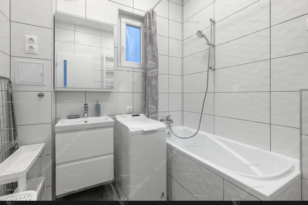 Kiadó albérlet 295000 Ft/hó áron: Budapest, V. kerület  Váci utca. Mérete: 40 nm, 1 szobás | Alberlet.hu - 6621445