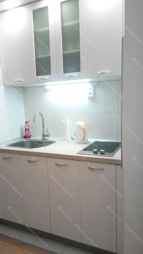 Kiadó albérlet 280000 Ft/hó áron: Budapest, V. kerület  Váci utca. Mérete: 40 nm, 1 szobás | Alberlet.hu - 6700822