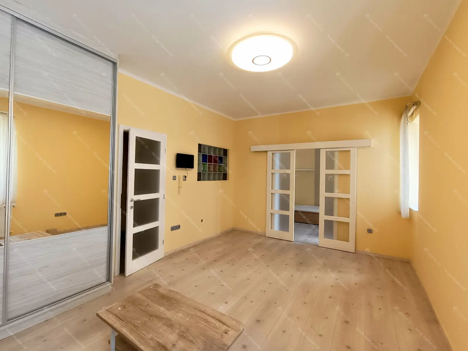 Kiadó albérlet 250000 Ft/hó áron: Budapest, V. kerület  Váci utca. Mérete: 41 nm, 2 szobás | Alberlet.hu - 6707462