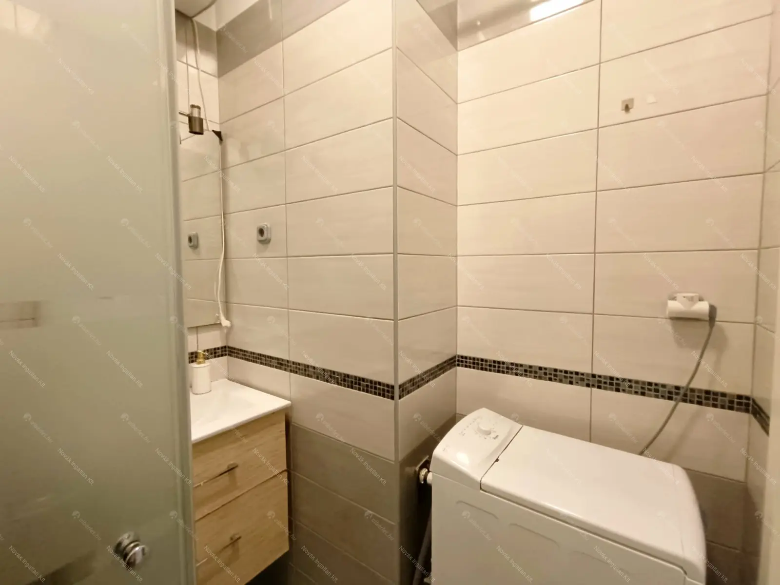 Kiadó albérlet 250000 Ft/hó áron: Budapest, V. kerület  Váci utca. Mérete: 41 nm, 2 szobás | Alberlet.hu - 6707469