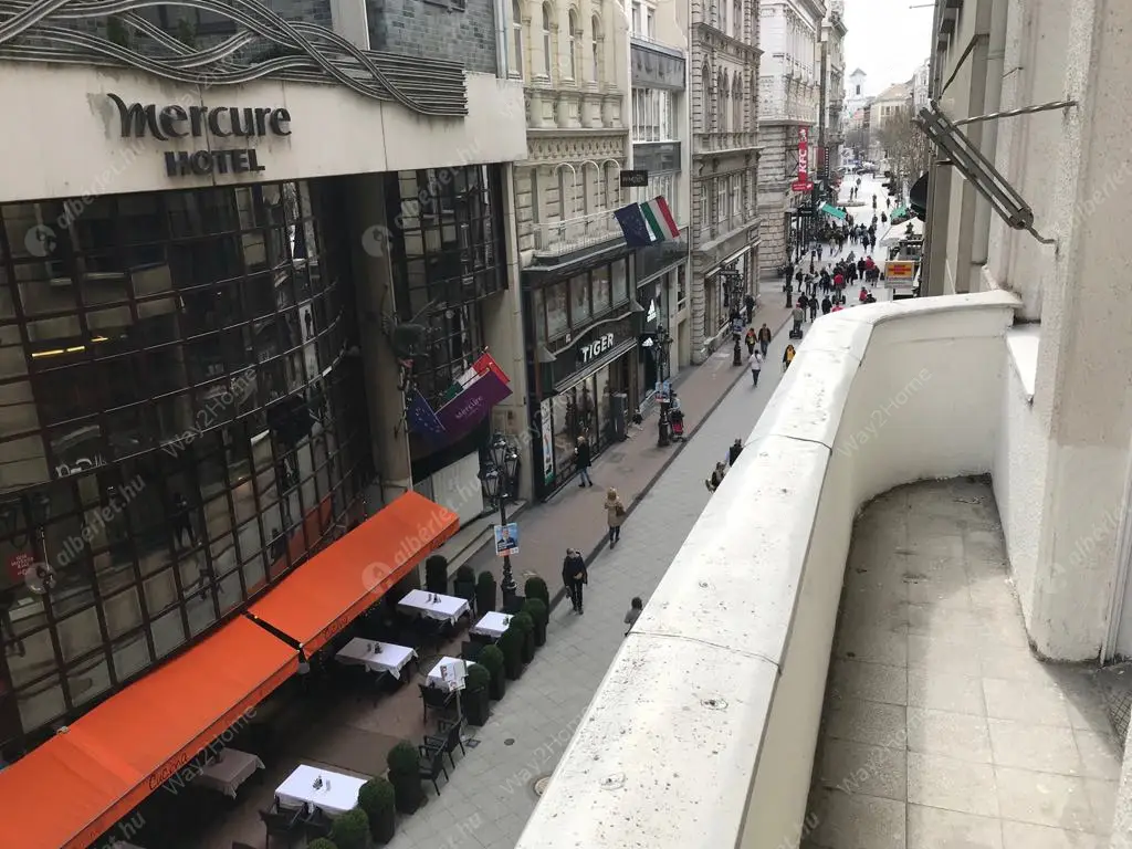 Kiadó albérlet 350000 Ft/hó áron: Budapest, V. kerület  Váci utca. Mérete: 65 nm, 2 szobás | Alberlet.hu - 6627714