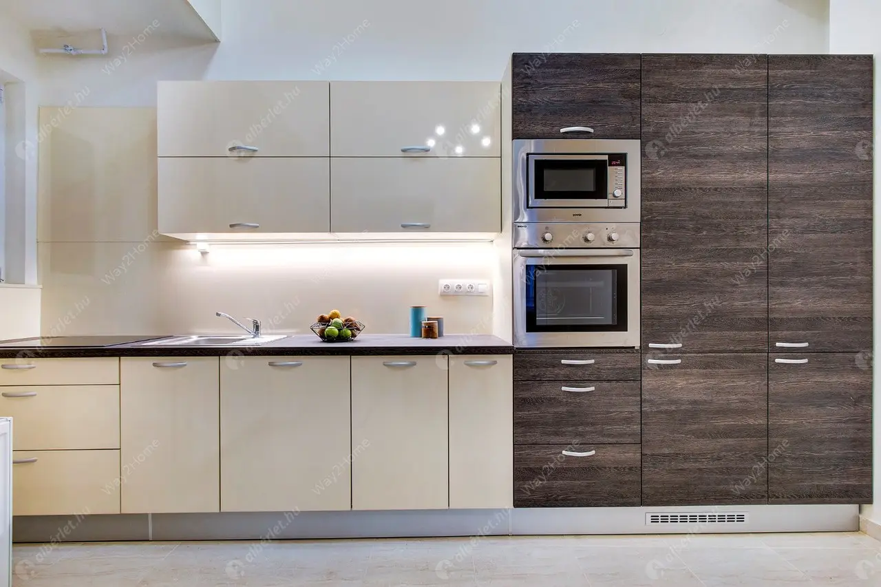 Kiadó albérlet 350000 Ft/hó áron: Budapest, V. kerület  Váci utca. Mérete: 65 nm, 2 szobás | Alberlet.hu - 6627715