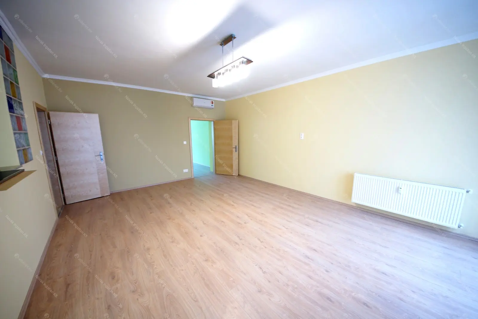 Kiadó albérlet 300000 Ft/hó áron: Budapest, V. kerület  Váci utca. Mérete: 71 nm, 2 szobás | Alberlet.hu - 6679609