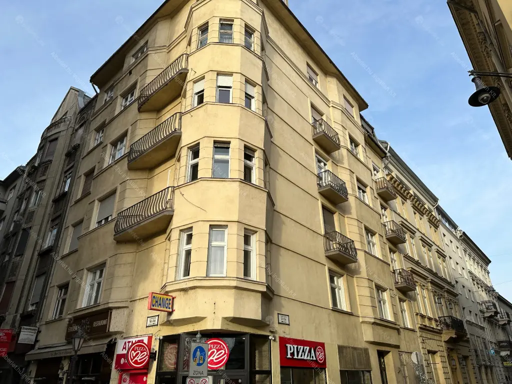 Kiadó albérlet 354000 Ft/hó áron: Budapest, V. kerület  Váci utca. Mérete: 72 nm, 2 szobás | Alberlet.hu - 6754735