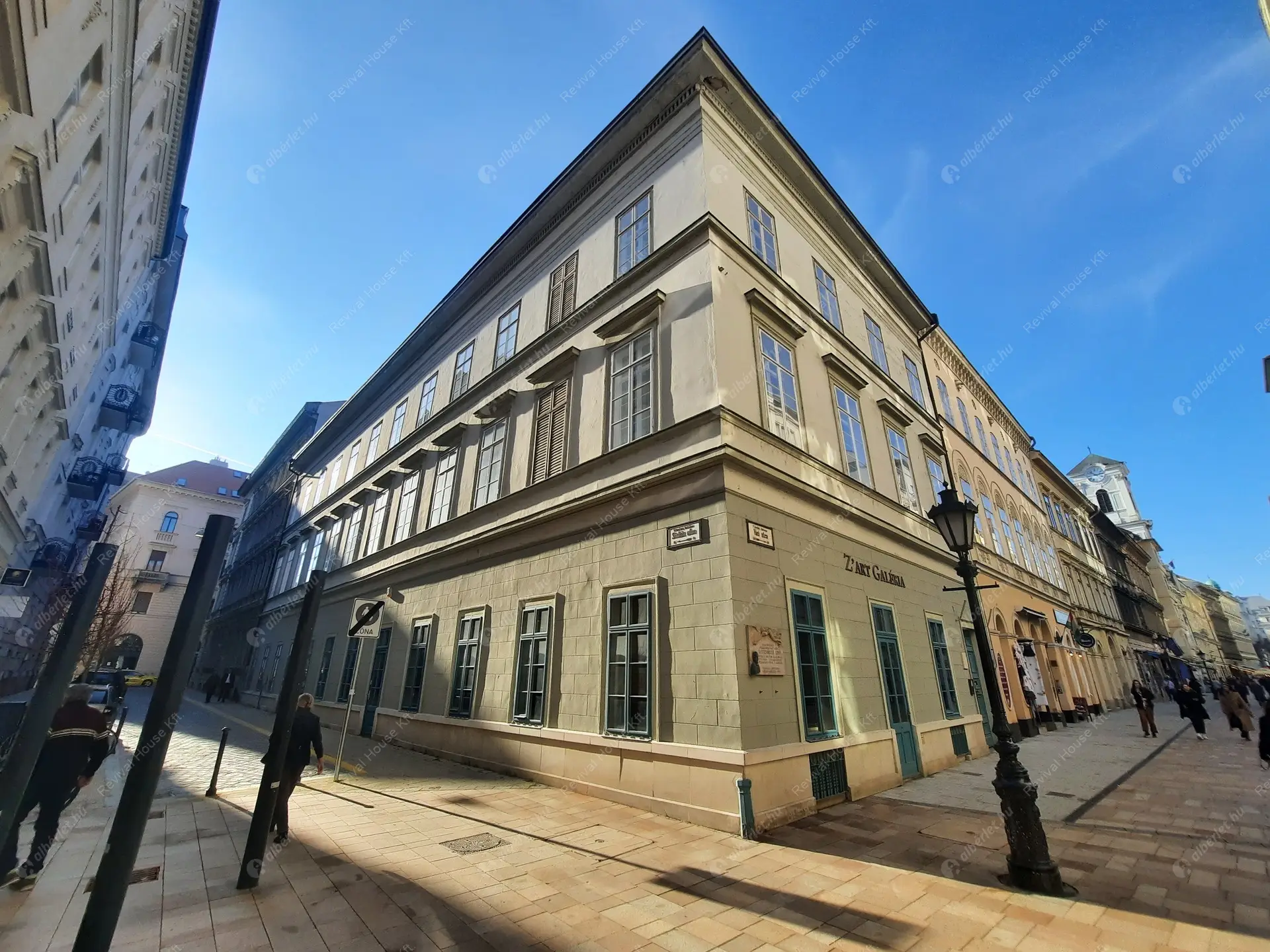 Kiadó albérlet 420000 Ft/hó áron: Budapest, V. kerület  Váci utca. Mérete: 72 nm, 3 szobás | Alberlet.hu - 6194549