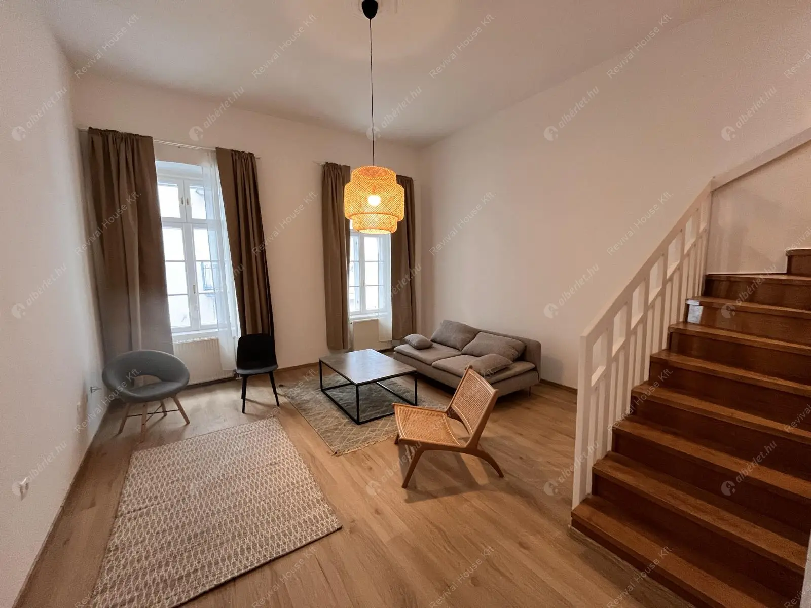 Kiadó albérlet 420000 Ft/hó áron: Budapest, V. kerület  Váci utca. Mérete: 72 nm, 3 szobás | Alberlet.hu - 6200863