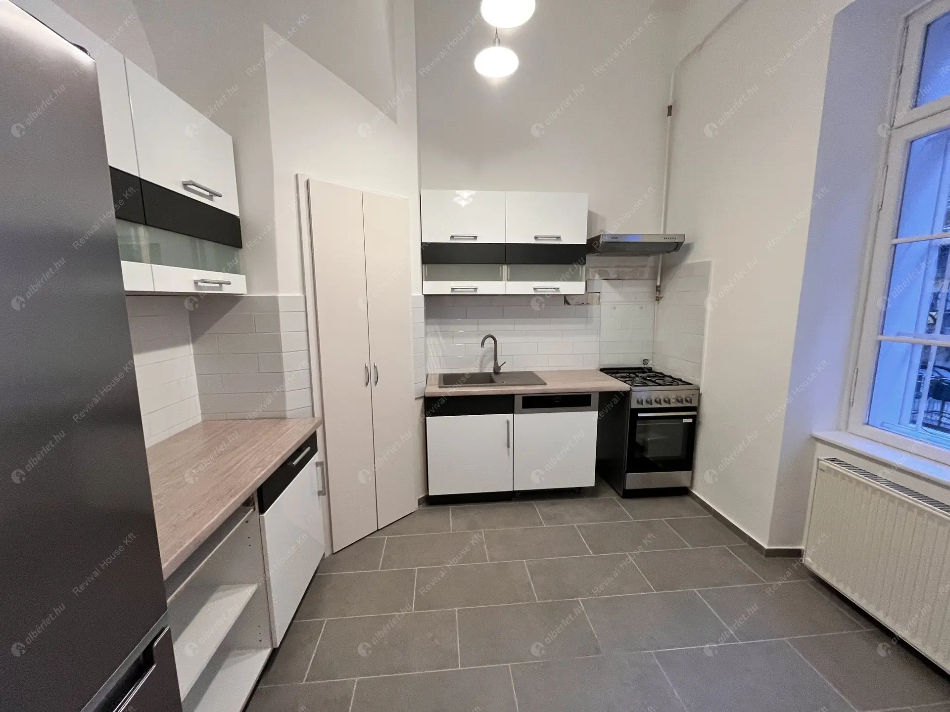 Kiadó albérlet 420000 Ft/hó áron: Budapest, V. kerület  Váci utca. Mérete: 72 nm, 3 szobás | Alberlet.hu - 6210653