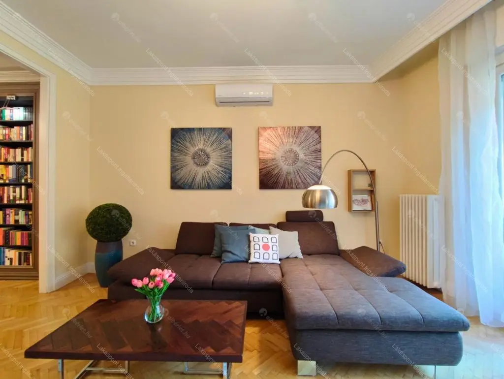 Kiadó albérlet 510000 Ft/hó áron: Budapest, V. kerület  Váci utca. Mérete: 82 nm, 2 szobás | Alberlet.hu - 6680736