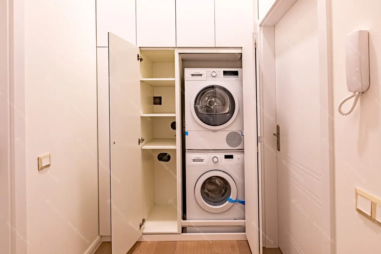 Kiadó albérlet 392000 Ft/hó áron: Budapest, V. kerület  Vadász utca. Mérete: 62 nm, 2 szobás | Alberlet.hu - 5561808