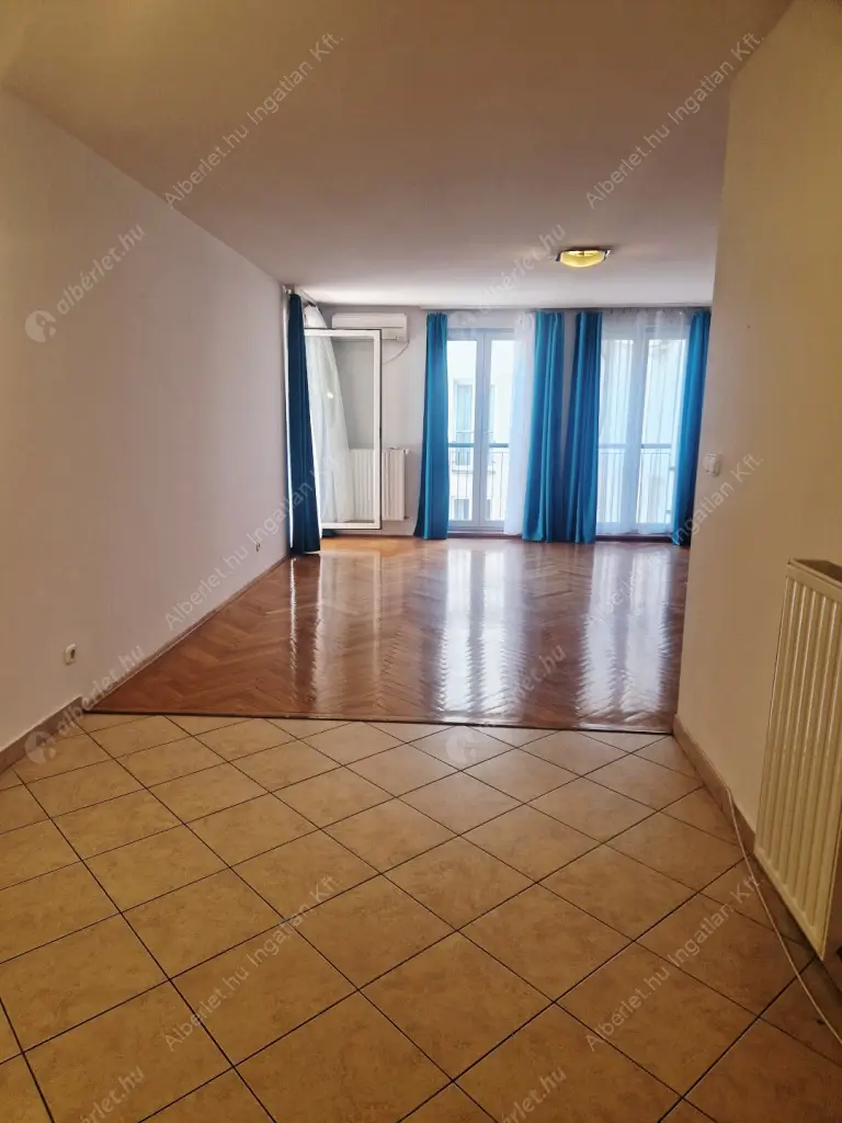 Kiadó albérlet 320000 Ft/hó áron: Budapest, V. kerület  Vadász utca. Mérete: 65 nm, 2 szobás | Alberlet.hu - 6524508
