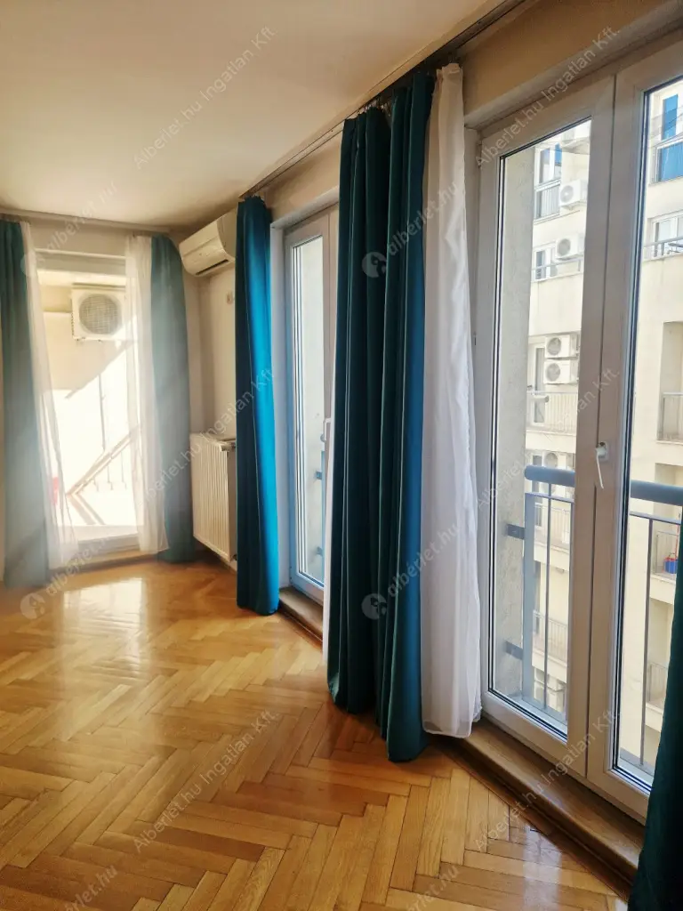 Kiadó albérlet 320000 Ft/hó áron: Budapest, V. kerület  Vadász utca. Mérete: 65 nm, 2 szobás | Alberlet.hu - 6524509