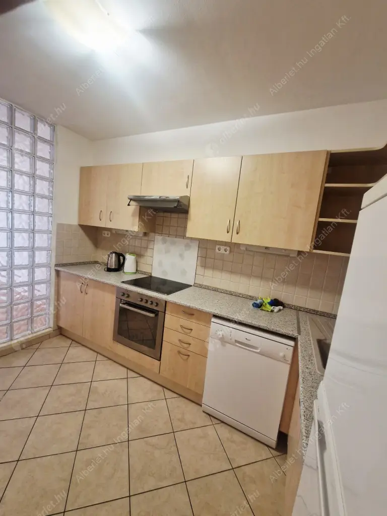 Kiadó albérlet 320000 Ft/hó áron: Budapest, V. kerület  Vadász utca. Mérete: 65 nm, 2 szobás | Alberlet.hu - 6524514