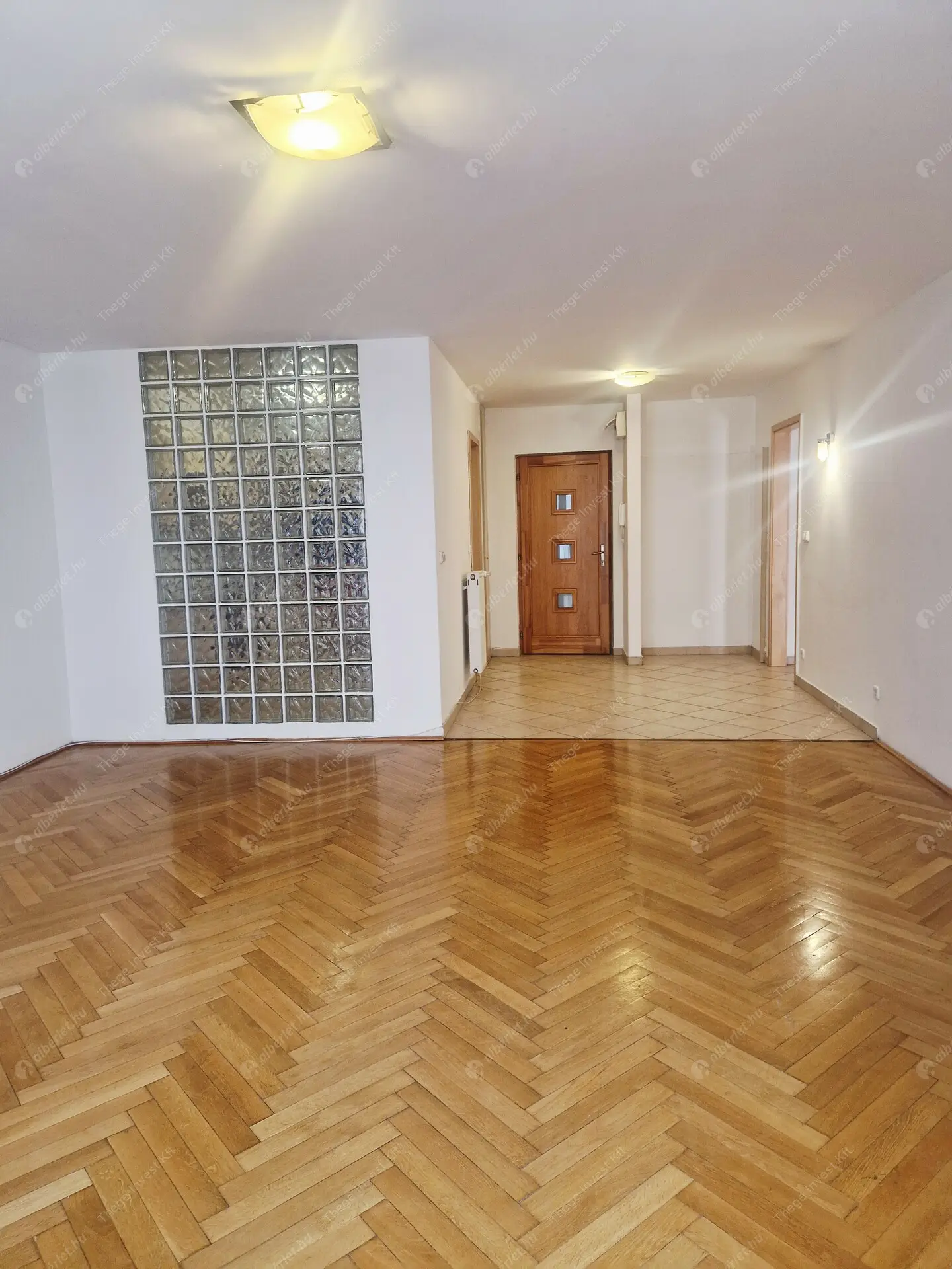 Kiadó albérlet 320000 Ft/hó áron: Budapest, V. kerület  Vadász utca. Mérete: 65 nm, 2 szobás | Alberlet.hu - 6540566