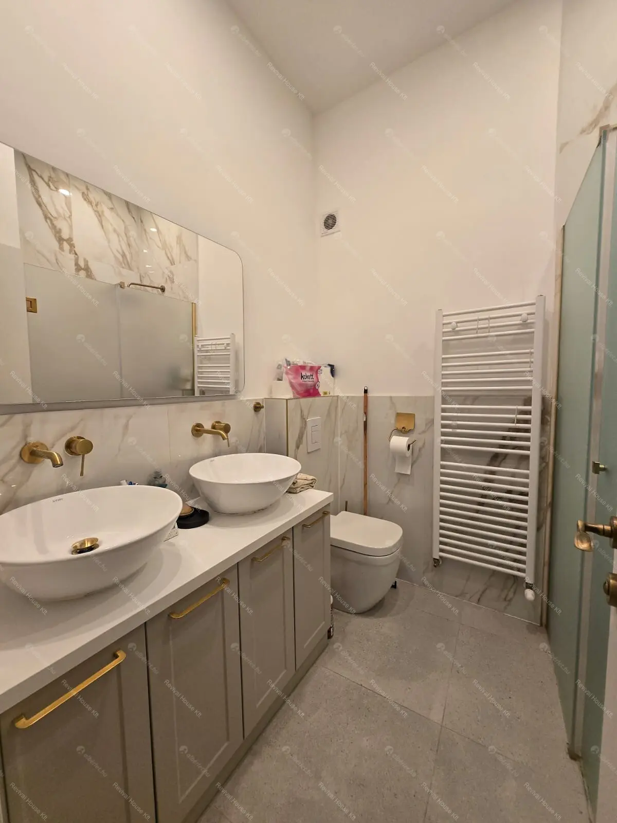 Kiadó albérlet 650000 Ft/hó áron: Budapest, V. kerület  Vadász utca. Mérete: 70 nm, 3 szobás | Alberlet.hu - 6643654