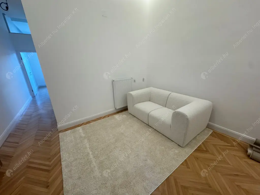 Kiadó albérlet 420000 Ft/hó áron: Budapest, V. kerület  Vámház körút. Mérete: 66 nm, 3 szobás | Alberlet.hu - 6601530