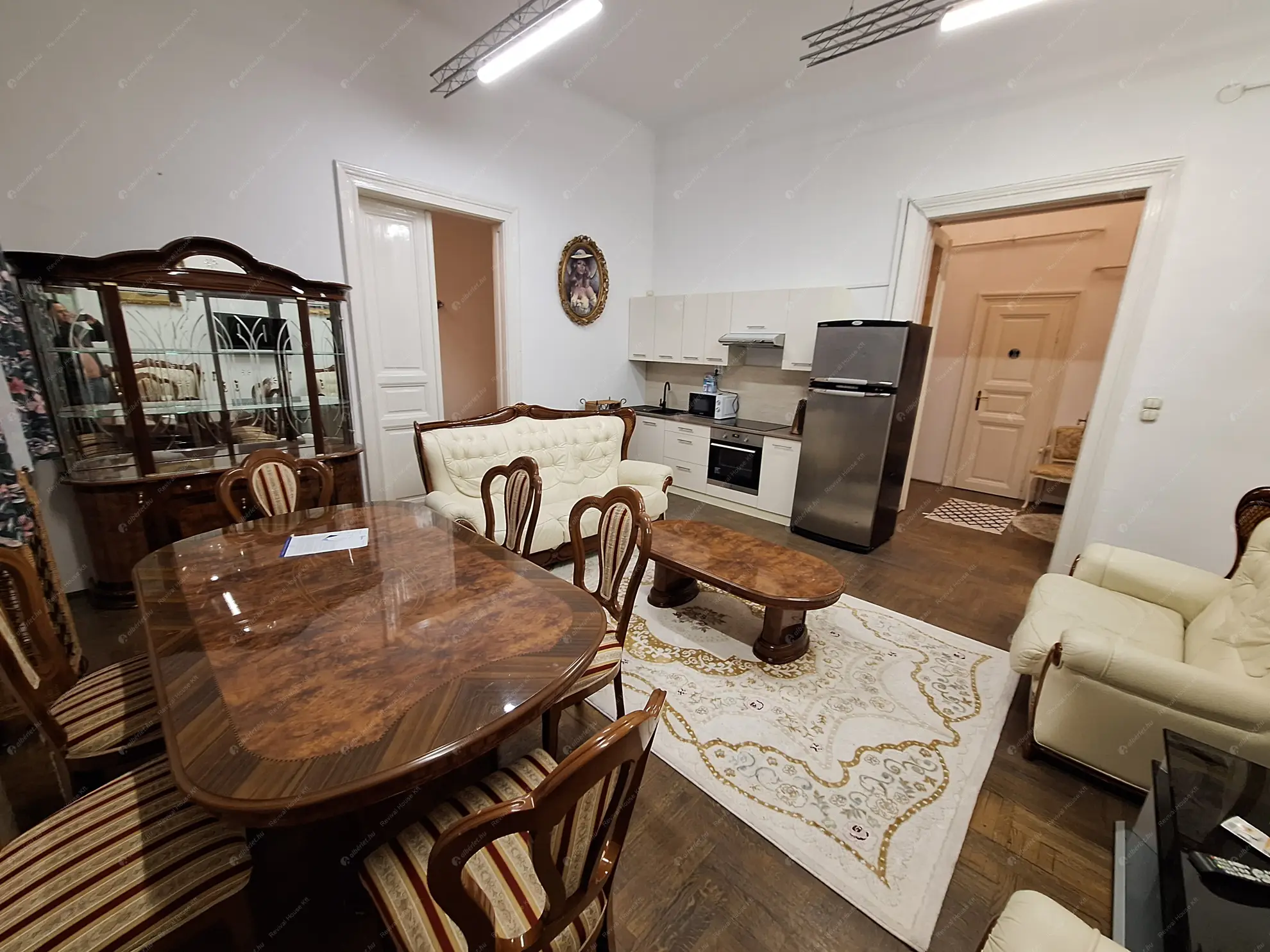 Kiadó albérlet 600000 Ft/hó áron: Budapest, V. kerület  Veres Pálné utca. Mérete: 100 nm, 5 szobás | Alberlet.hu - 6606096