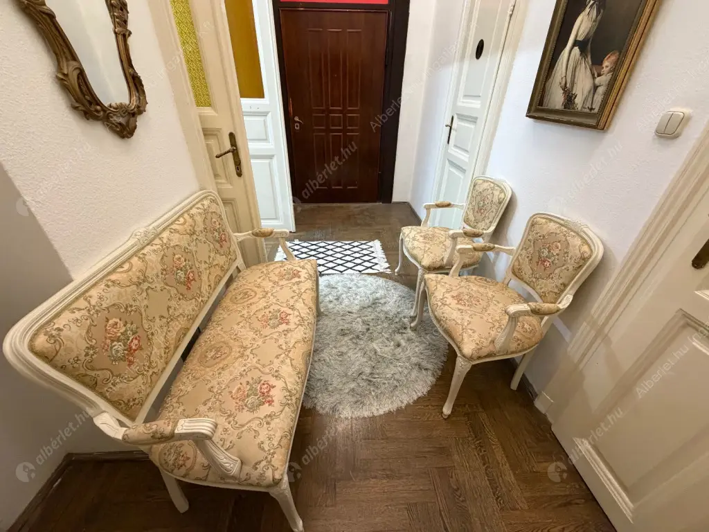 Kiadó albérlet 600000 Ft/hó áron: Budapest, V. kerület  Veres Pálné utca. Mérete: 105 nm, 5 szobás | Alberlet.hu - 6603739