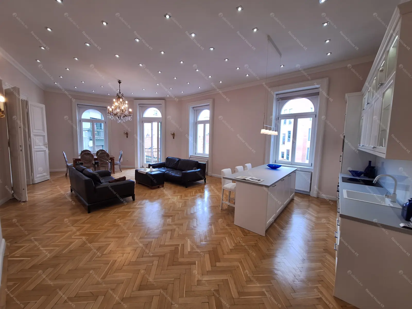 Kiadó albérlet 1093000 Ft/hó áron: Budapest, V. kerület  Veres Pálné utca. Mérete: 125 nm, 3 szobás | Alberlet.hu - 6707171