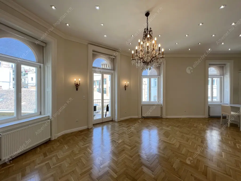 Kiadó albérlet 1146000 Ft/hó áron: Budapest, V. kerület  Veres Pálné utca. Mérete: 125 nm, 3 szobás | Alberlet.hu - 6519138